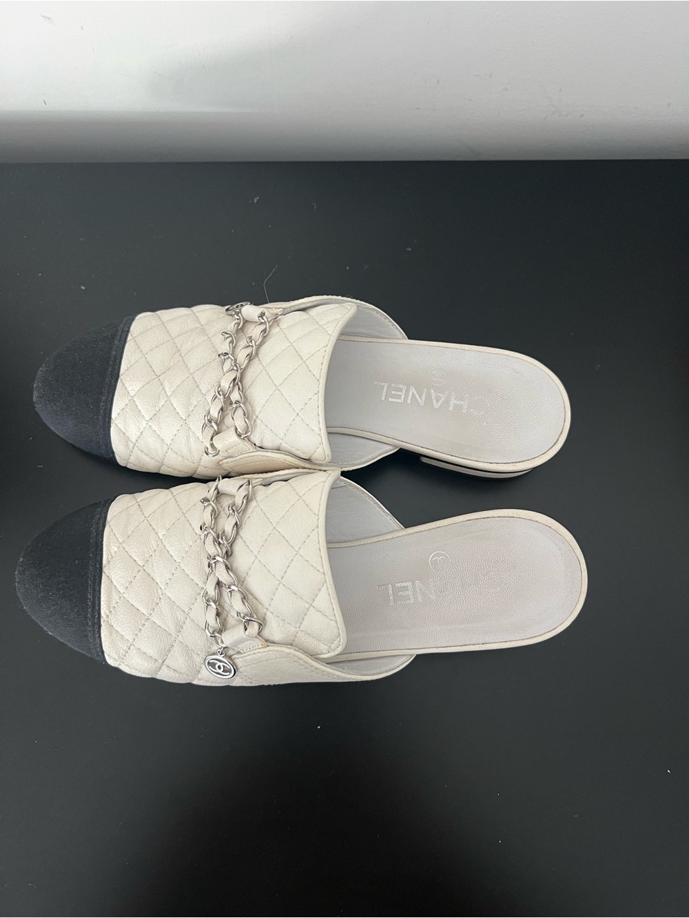 CHANEL Quilted Two-Tone Slide Mules in White and Black with Chain Detail - Picture 2 of 5